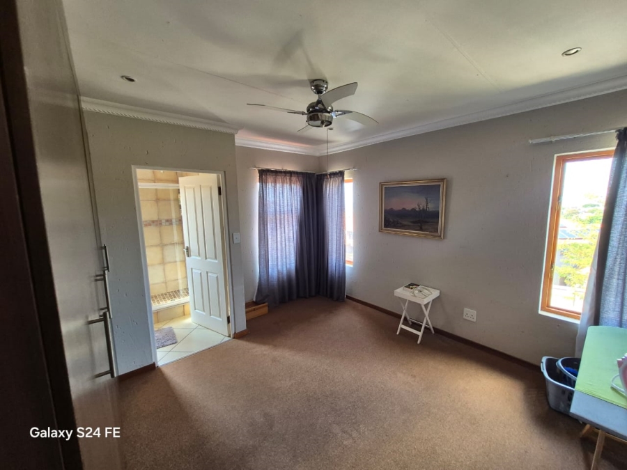 3 Bedroom Property for Sale in Boschdal North West